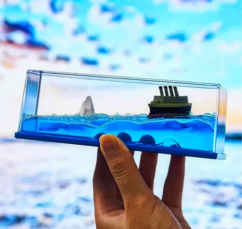 Titanic Ship Fluid Drift Bottle